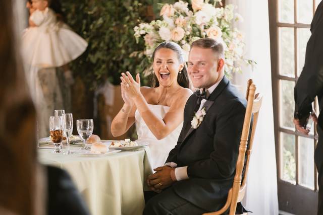 August | Mario Oliverto