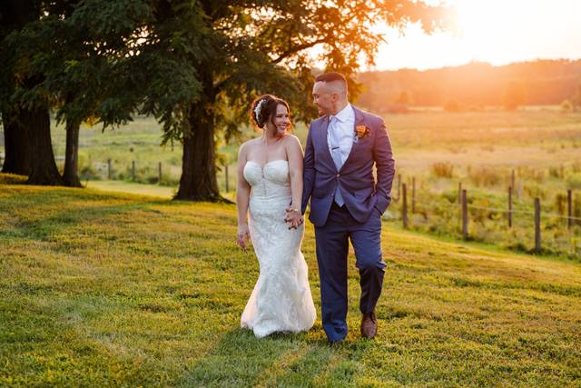 August | Laura Leigh