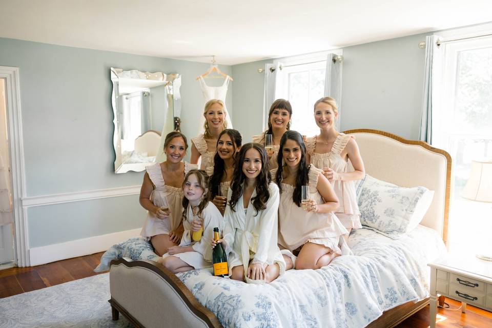 August | EB & CO Photography