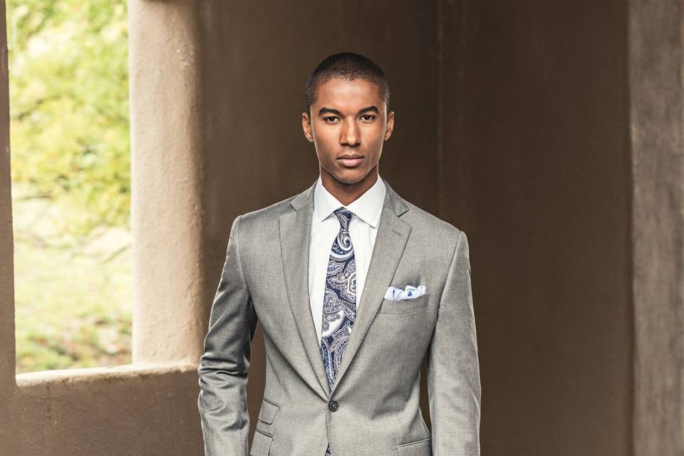 J Hilburn Stylist Lilli Black