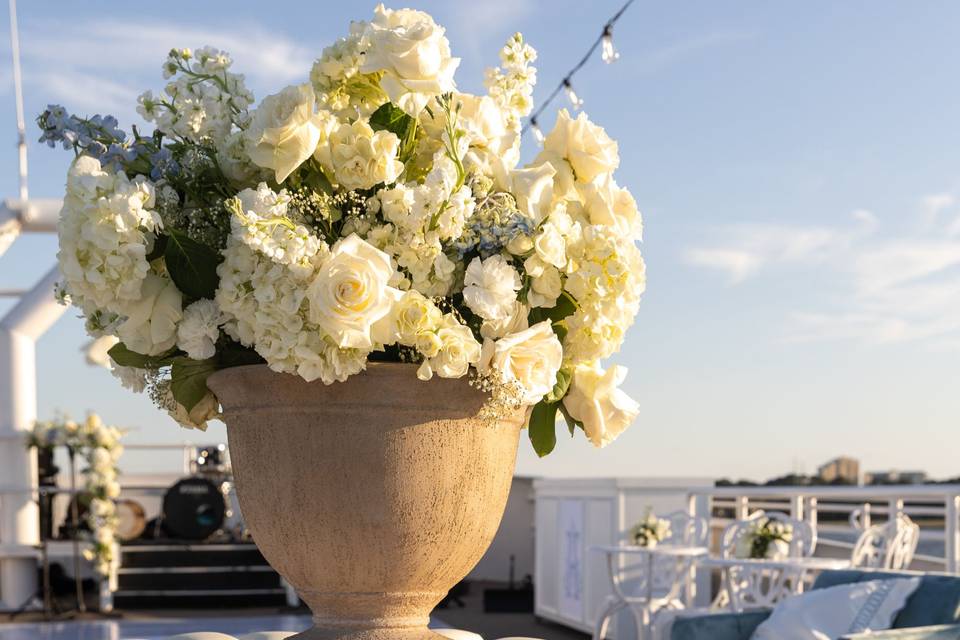 Sky Deck Wedding Design