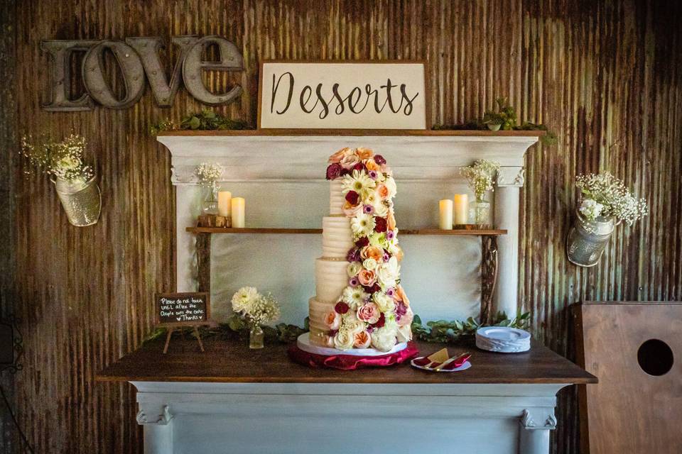 Wedding cake at the dessert table