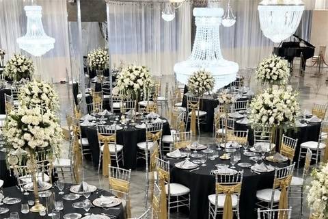 Grand Dining Setup