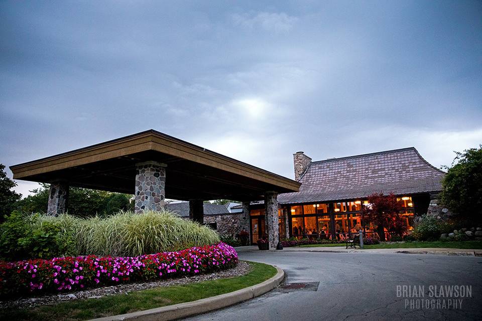 Oak Brook Bath & Tennis Club