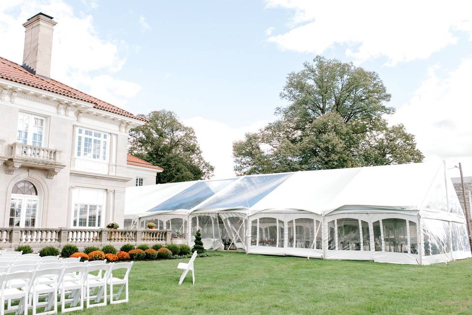 Tent in the garden