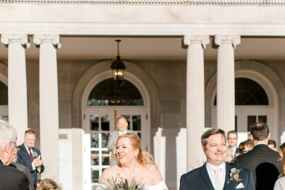 Outdoor Mansion Ceremony