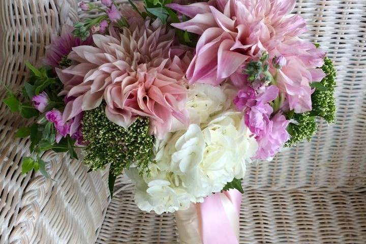 White bouquet