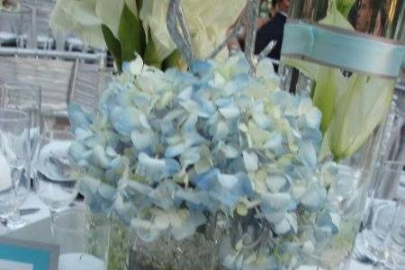 Flowers,centerpiece,hydragenas and blue