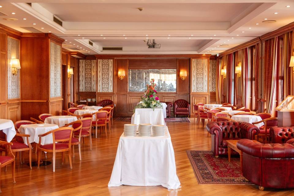 Belvedere Lounge Bar