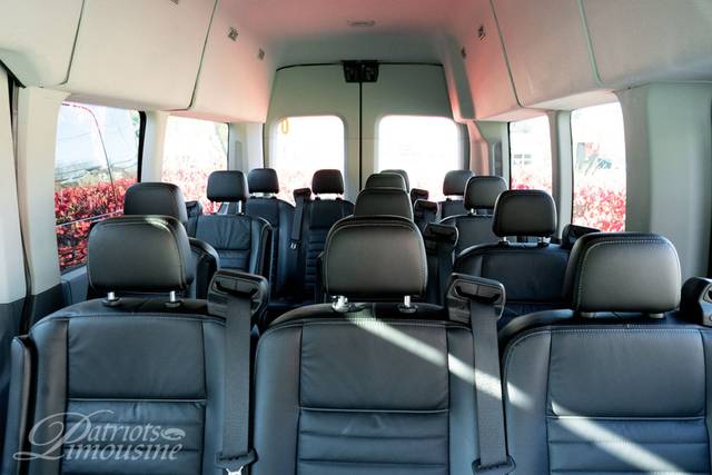 Ford Transit Van_1.jpg