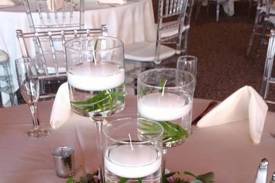 Candle & wreath centerpiece