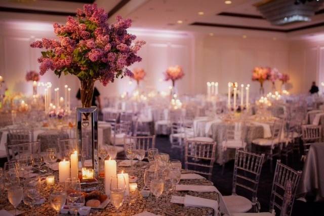 Elegant table setting for the guests