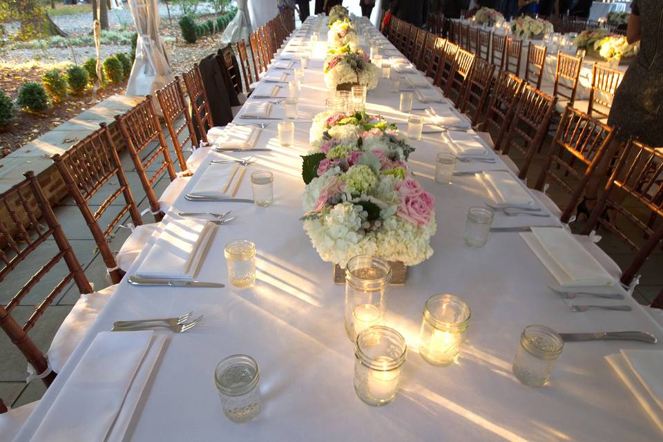 Long table setting