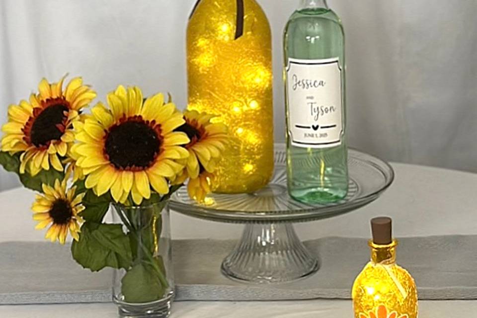 Centerpiece w custom label