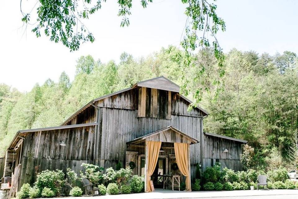 The Barn at Chestnut Springs