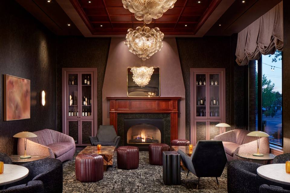 Fireside Lounge