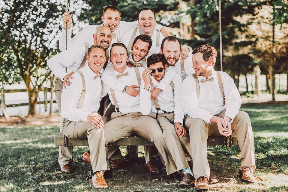 A group of dapper groomsmen at Wandering Waters, Snohomish. Photography by Luma Weddings.