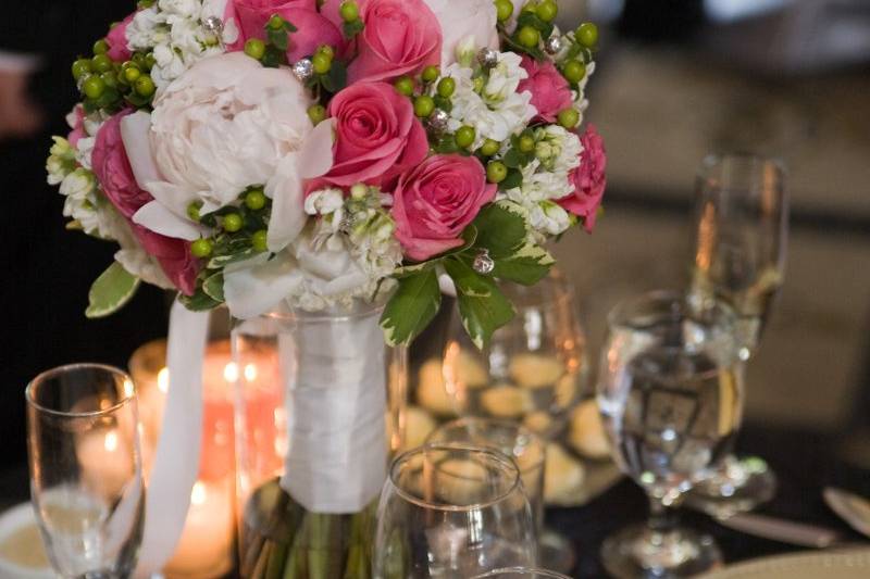 The Sweetheart Table with all of the Gorgeous Details.