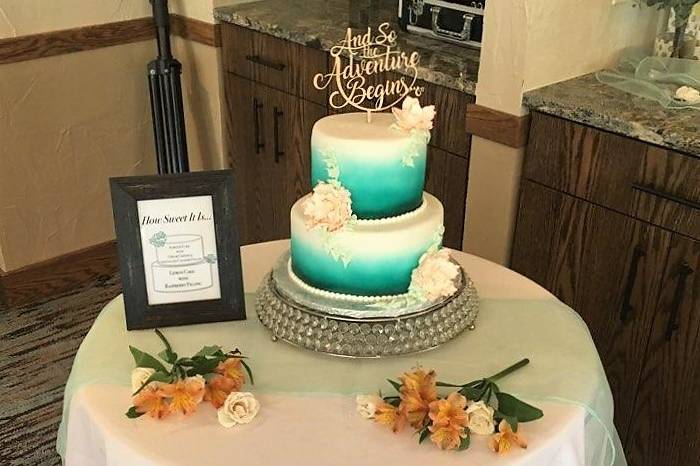 Wedding cake with teal gradient