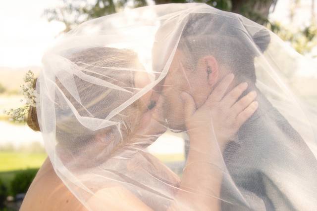 Under Veil.png