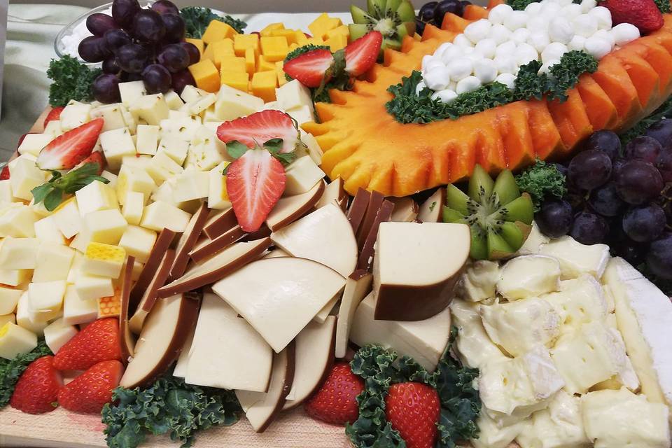 Fruits and cheeses