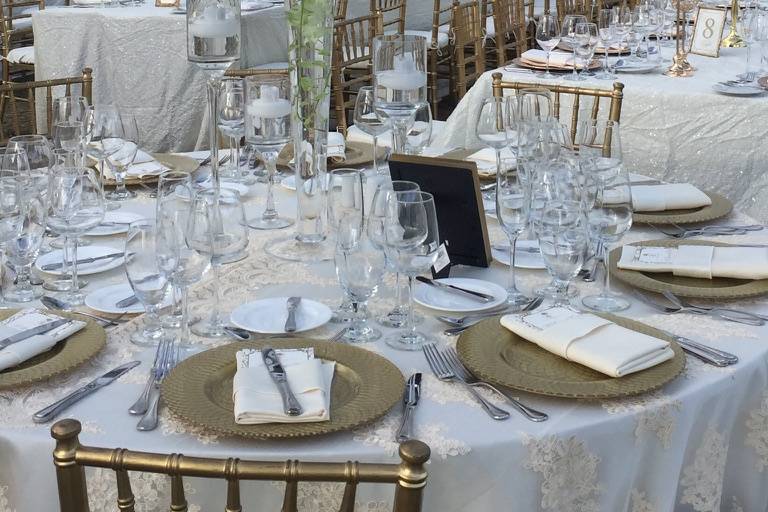 Elegant table centers