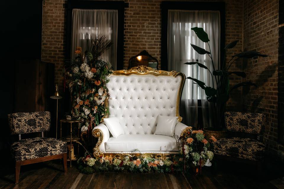 Throne Couch