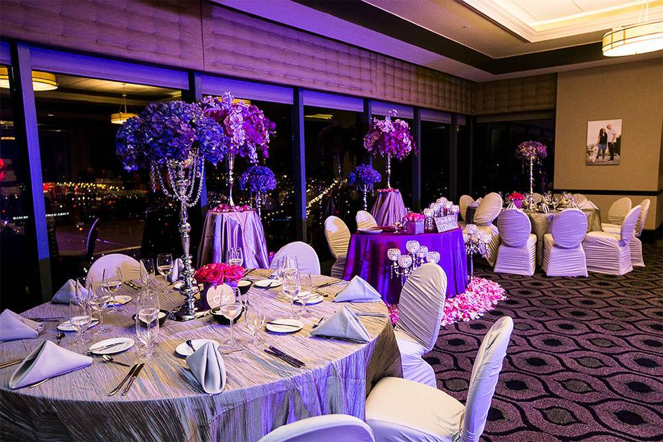 Light purple table linen | Photography by Bauman Photographers