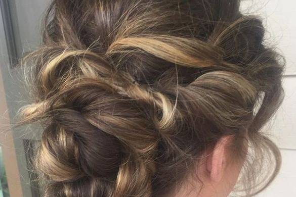 Updo details
