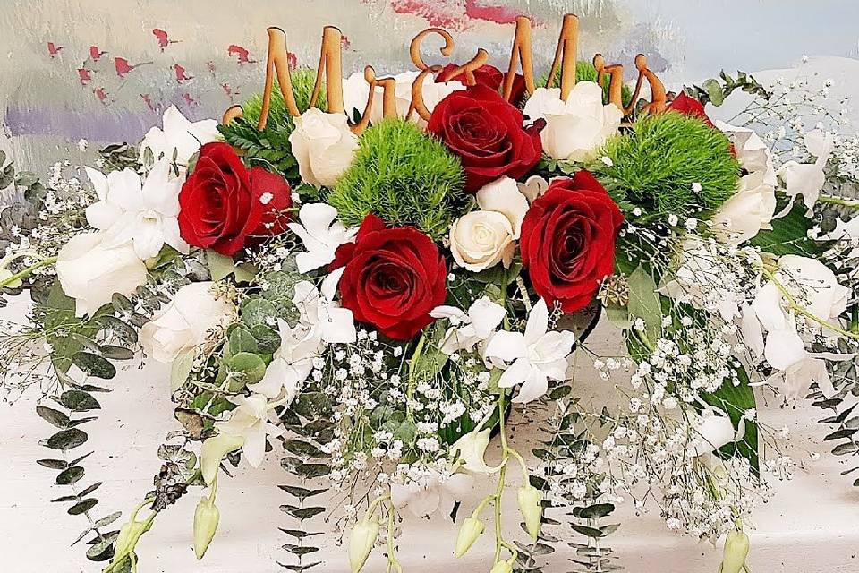 Red and white roses