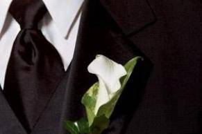 Lily Promise Boutonniere