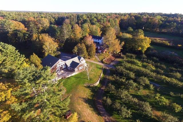 Clark’s Cove Farm Apple Orchard and Inn