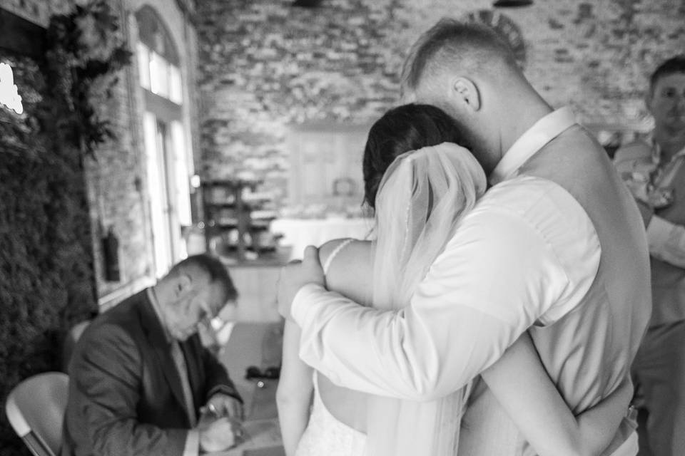 wedding_photo_3_2000px.jpg