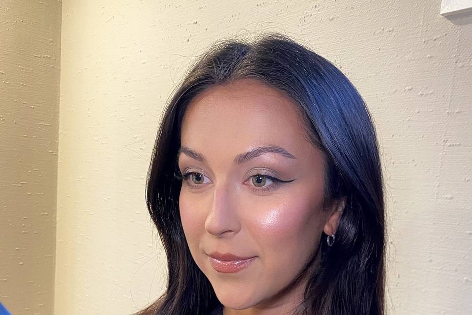 MAKEUPXMEG