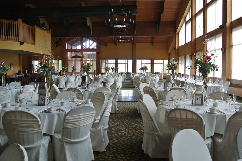 Yodeler Lodge - Fall Reception