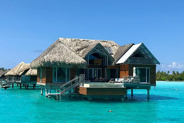 Lap of Luxury Travel