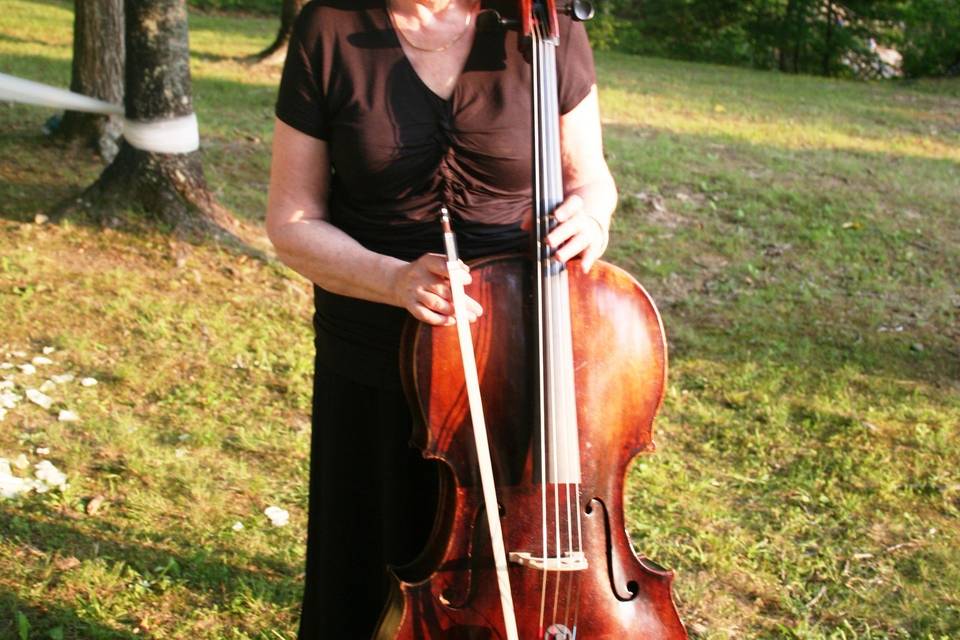 Jeanette Long, cellist with the Harpeth Trio.