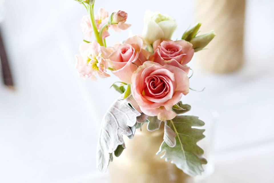 Floral table decor