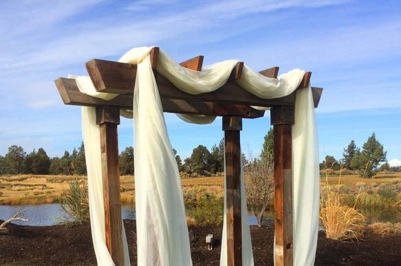Pronghorn Barnwood Arch with I