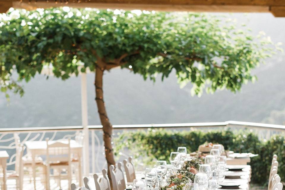 Reception table