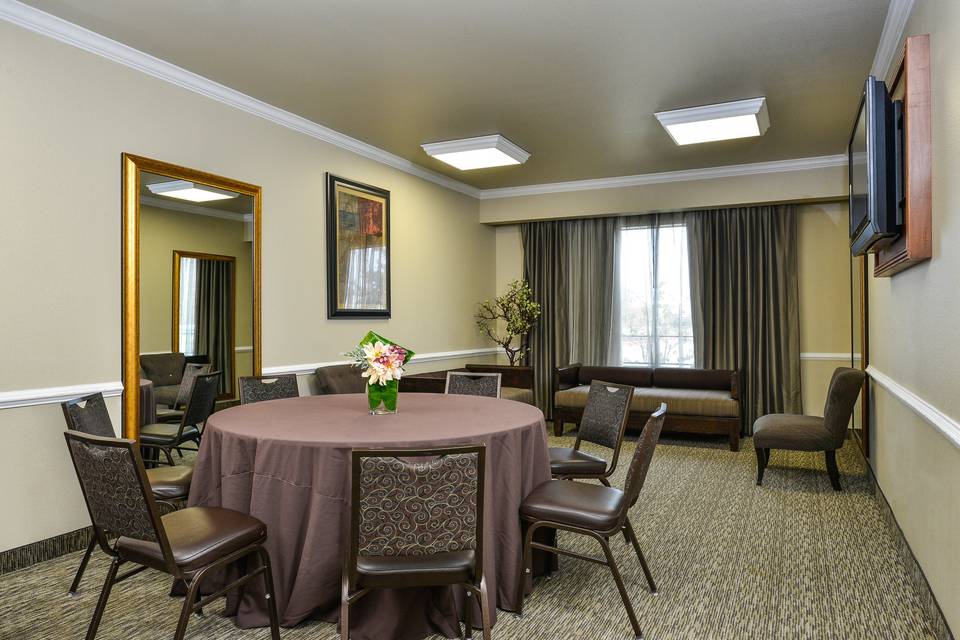 Holiday Inn & Suites McKinney - Fairview