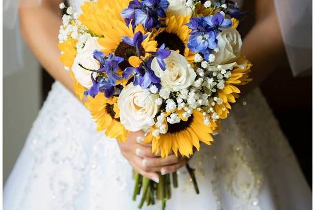 Sunshine yellow bouquet