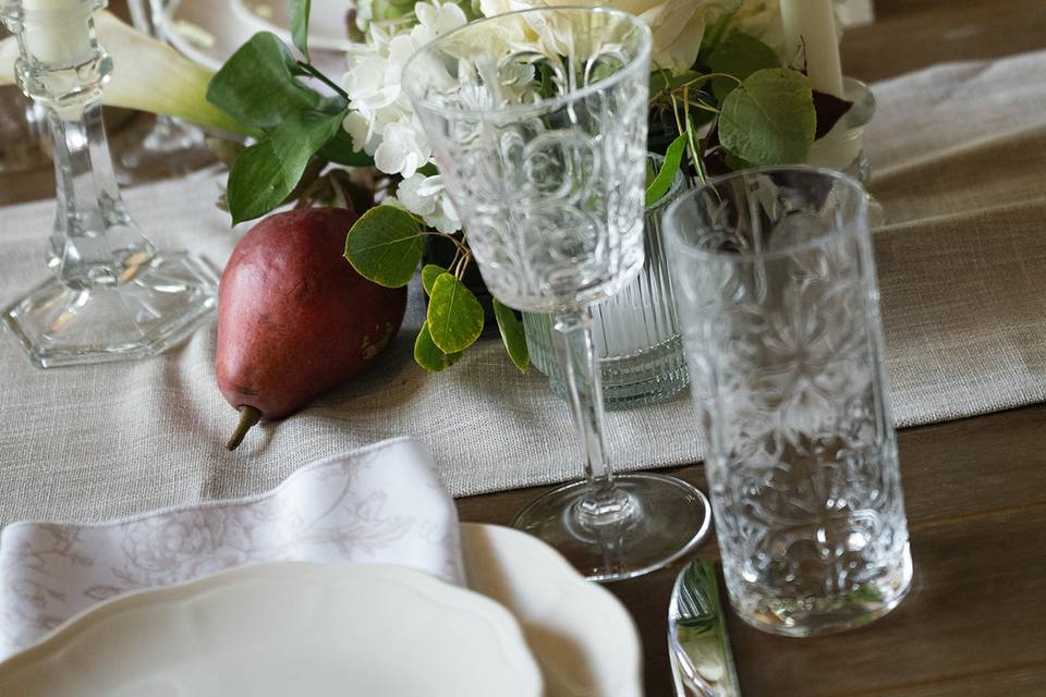 Dining table decor