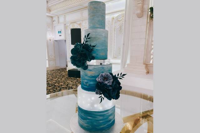 4 Tier
