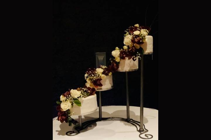 4 Tier