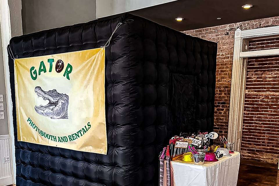 Gatorbooths & rentals LLC