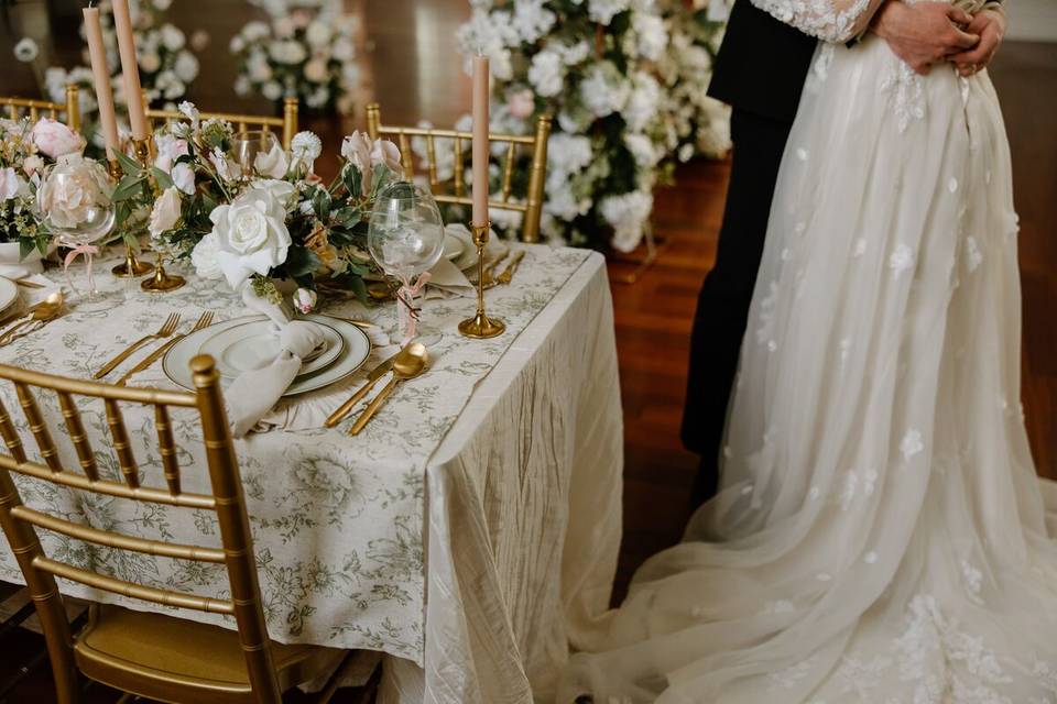 Modern Petals Rentals