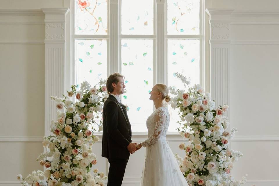 Charleston Pillars & Aisle