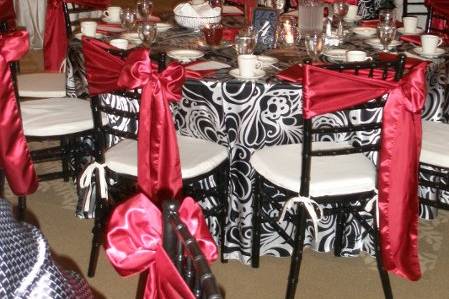 Black, white and red wedding reception decor