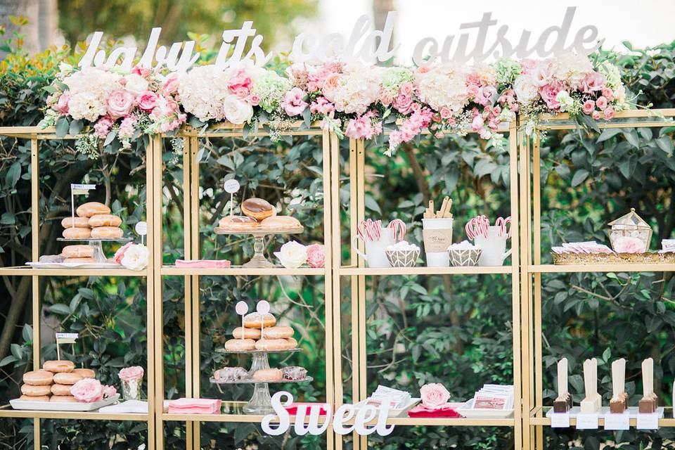 Sweet station